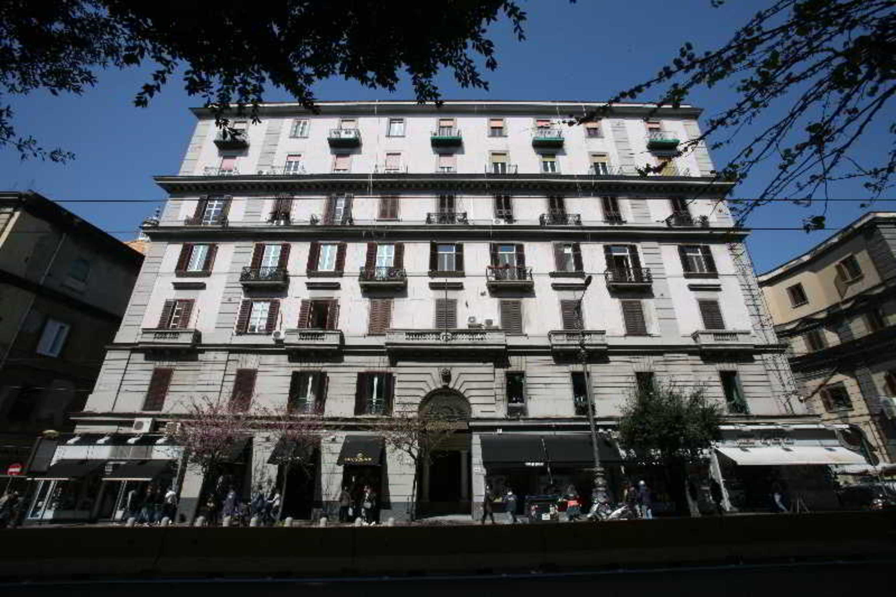Napoli Suite Екстериор снимка