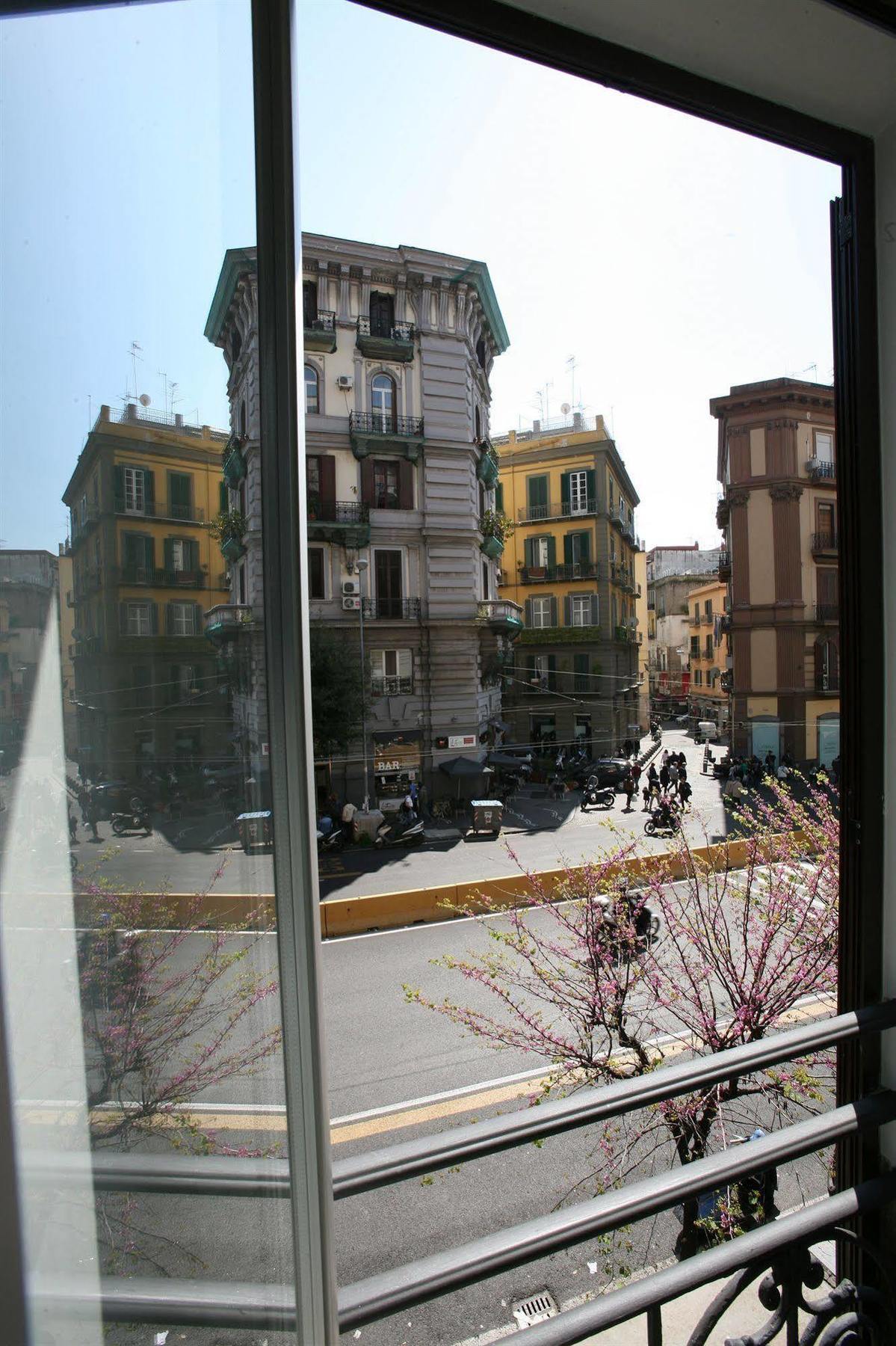 Napoli Suite Екстериор снимка